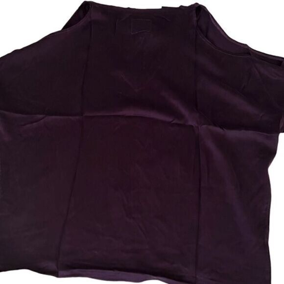 Chaser Plum Silk Cold Shoulder Long Sleeve V Neck Top Size M NWT - Picture 5 of 12